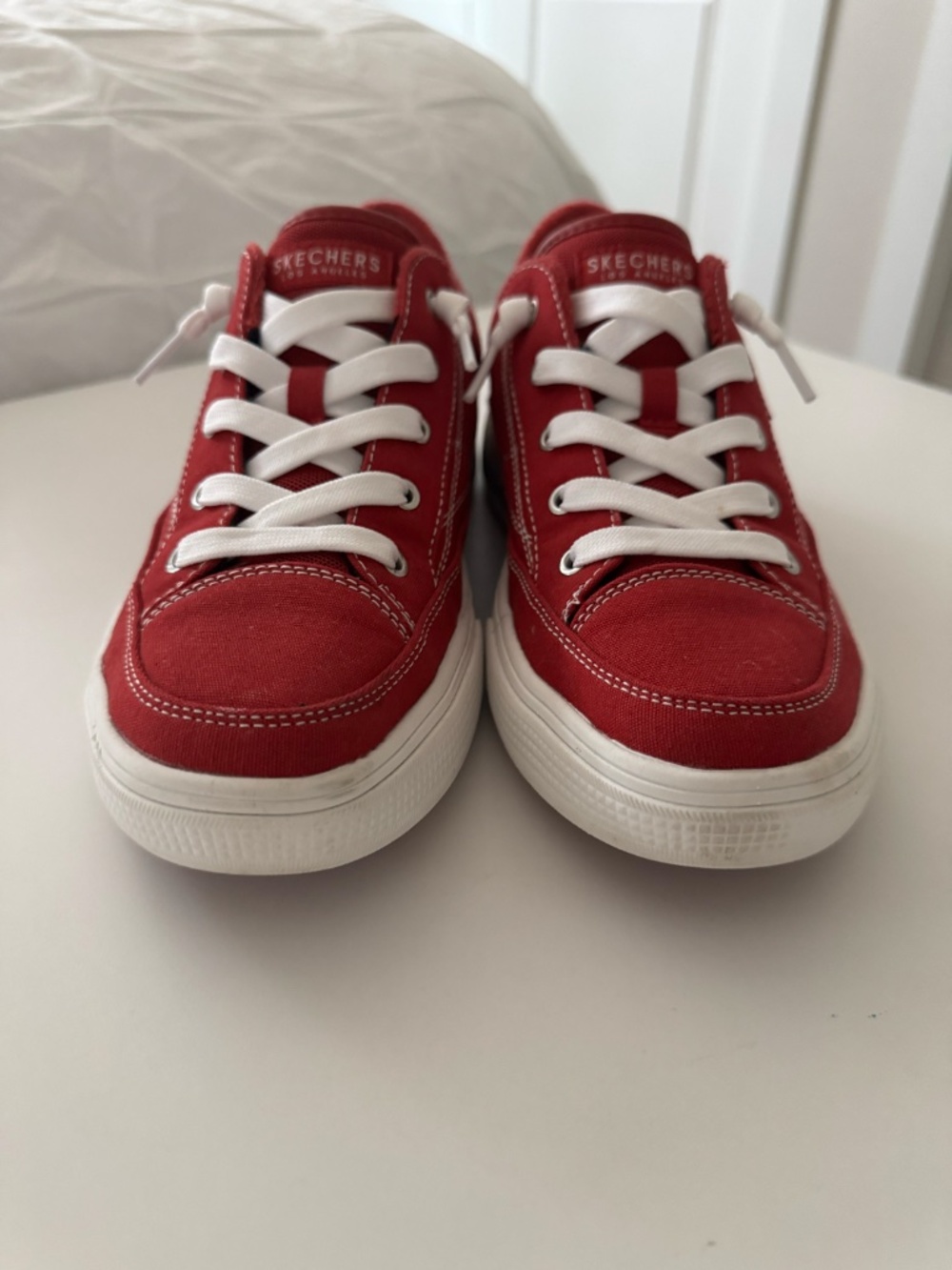 Women Red Sketchers Arch Fit Arcade - Arcata | Size 10 - Picture 4 of 9